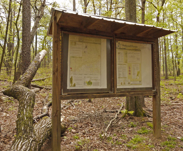 Trammel Trailhead Kiosk